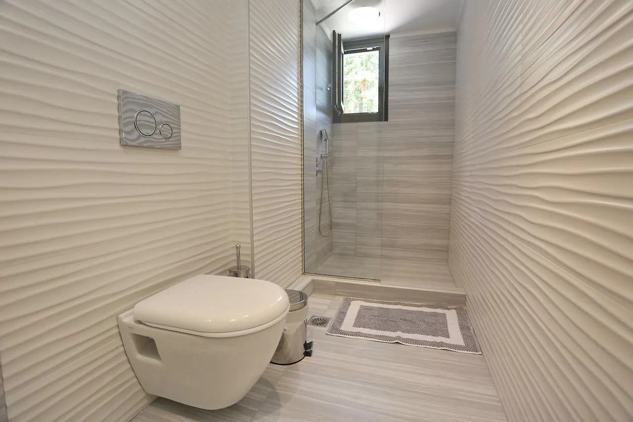 Blue Avenue Aparthotel Paliouri 3*,