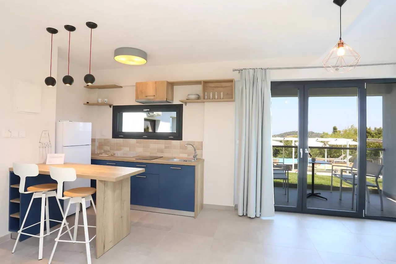 Blue Avenue Aparthotel Paliouri