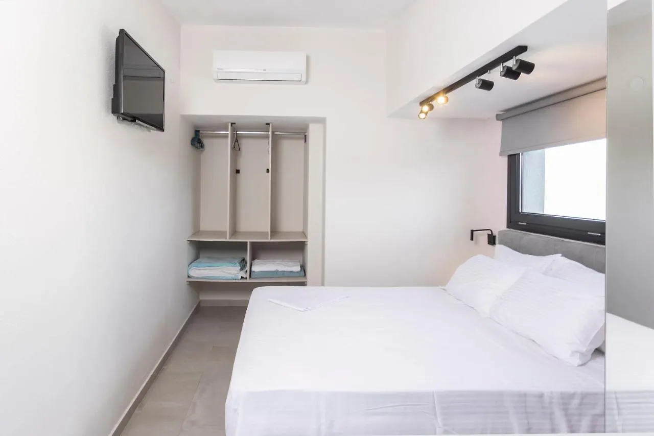 Blue Avenue Aparthotel Paliouri